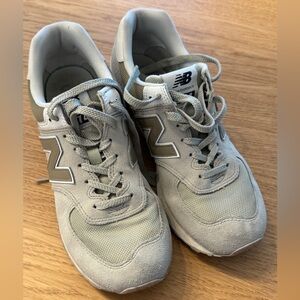 New Balance 574 - Women's Size 9.5 Men’s 8 Grey Suede Shoes Sneakers -